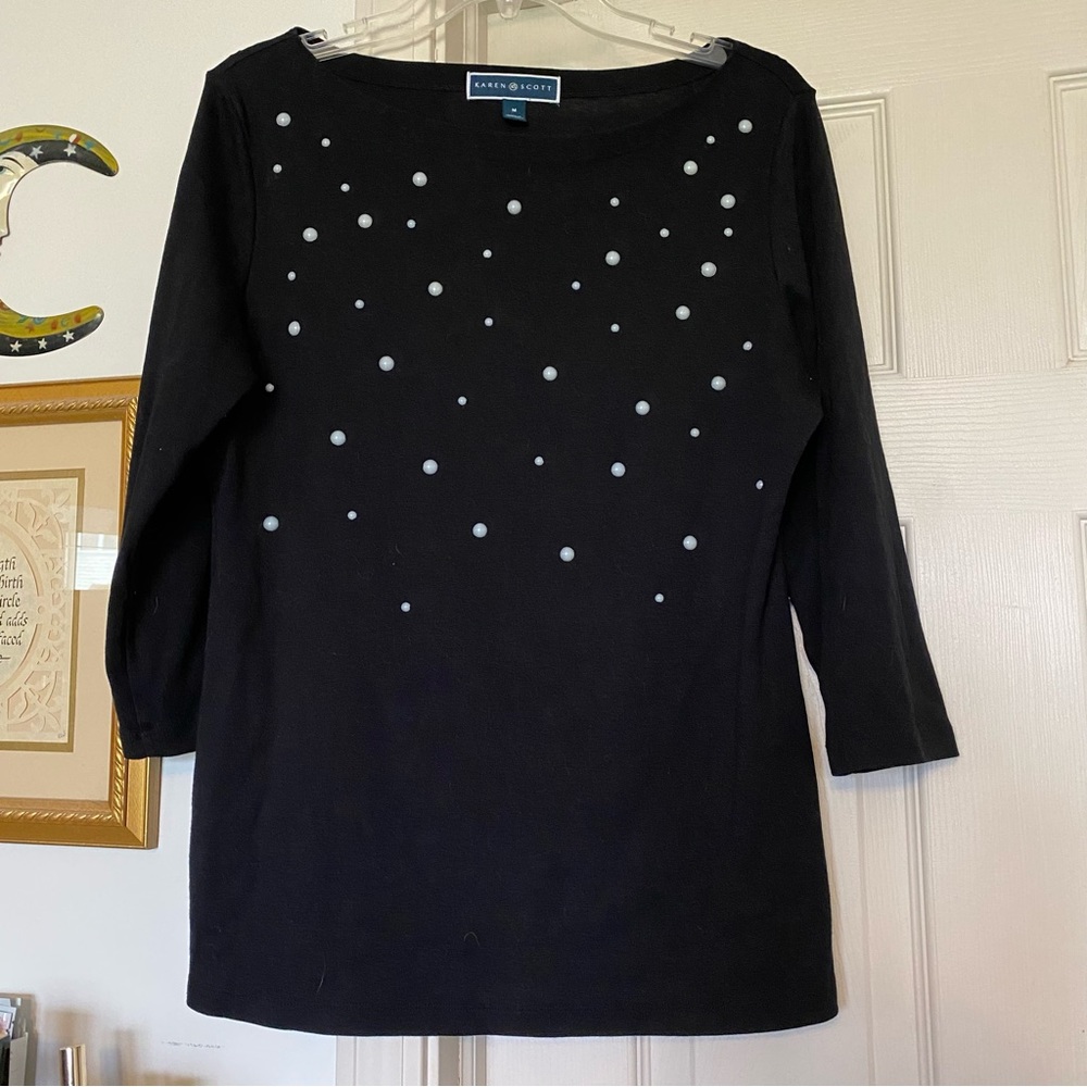 Lot of two Karen Scott size medium embellished tops - Picture 6 of 10
